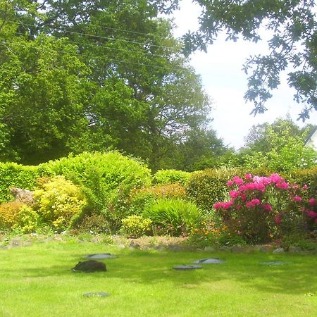 Le Boterff Gites Et Camping Saint-Mayeux Exterior foto