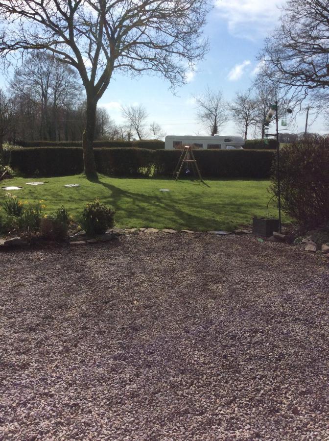Le Boterff Gites Et Camping Saint-Mayeux Exterior foto